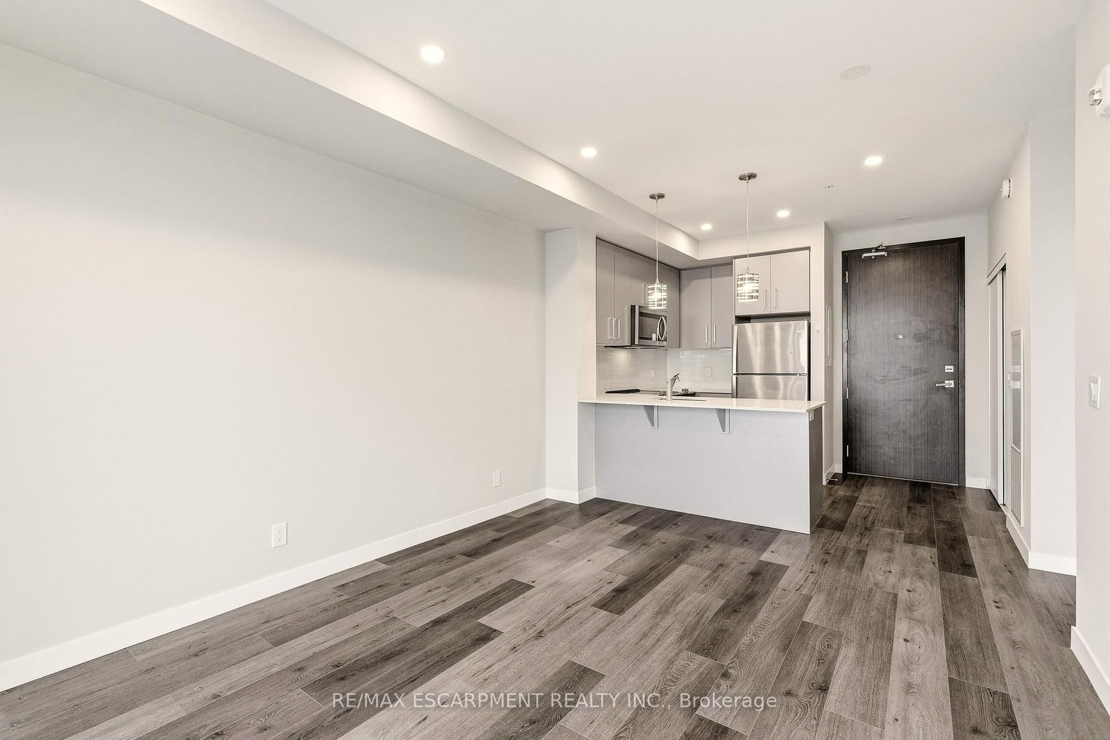 Condo for sale at 2308-15 Queen Street, Hamilton, Ontario, L8P 0C6 - Central - MLS: X12939588