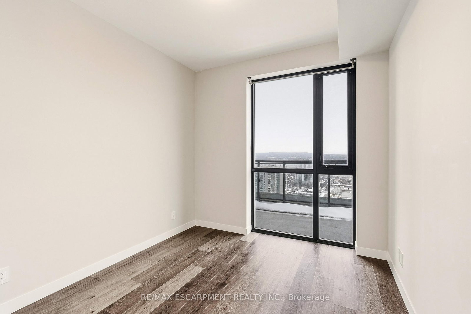 Condo for sale at 2308-15 Queen Street, Hamilton, Ontario, L8P 0C6 - Central - MLS: X12939588