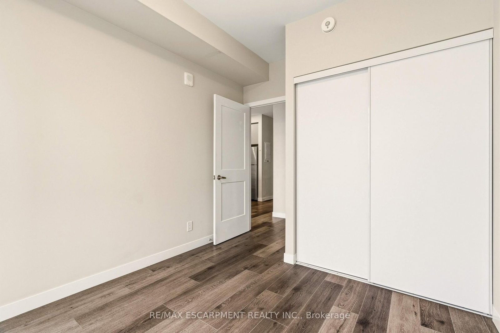 Condo for sale at 2308-15 Queen Street, Hamilton, Ontario, L8P 0C6 - Central - MLS: X12939588