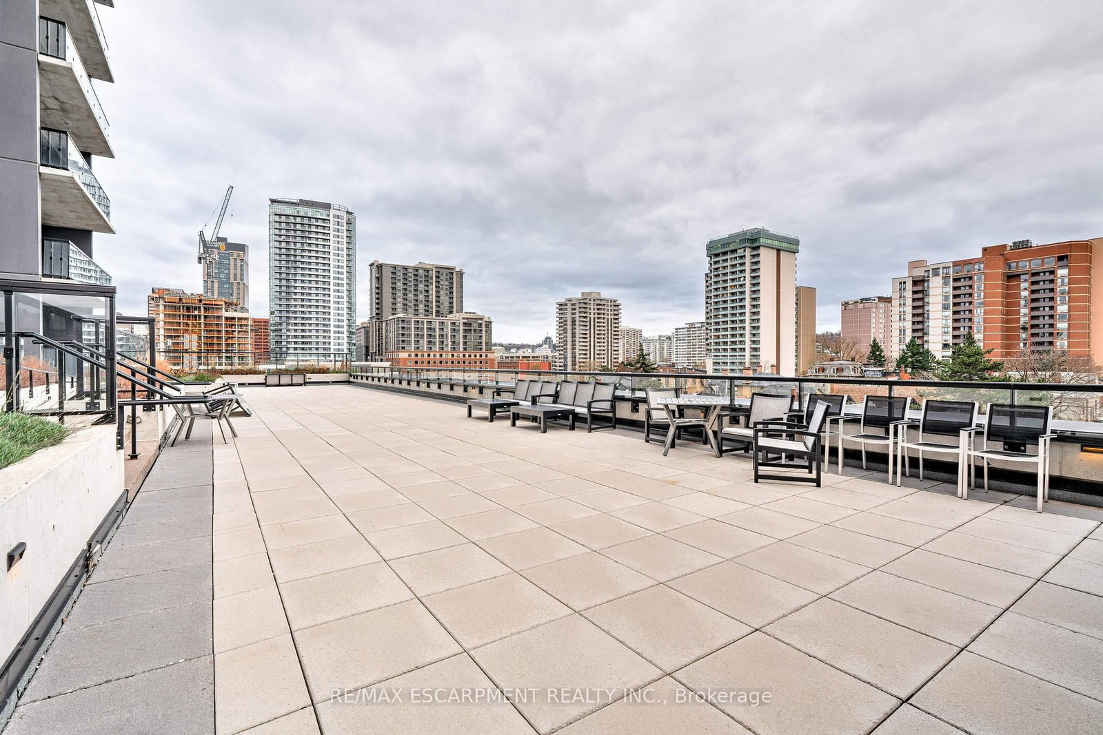 Condo for sale at 2308-15 Queen Street, Hamilton, Ontario, L8P 0C6 - Central - MLS: X12939588