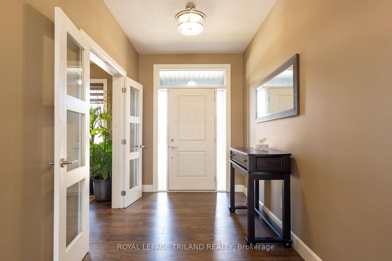 253 Boardwalk Way, Thames Centre, N0L 1G2 | Image 2