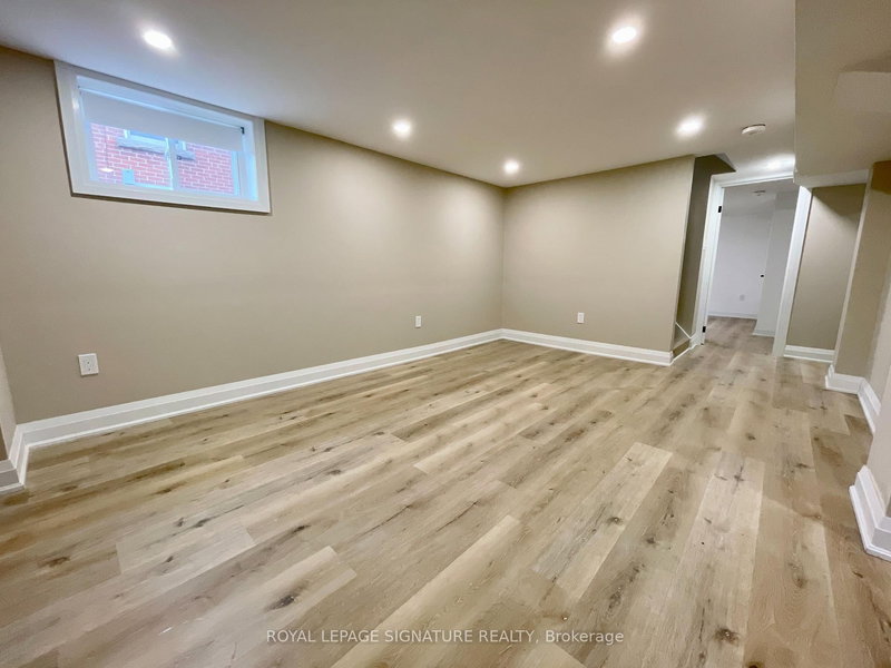 Bsmt - 282 East 18th St, Hamilton, L9A 4P6 | Image 2