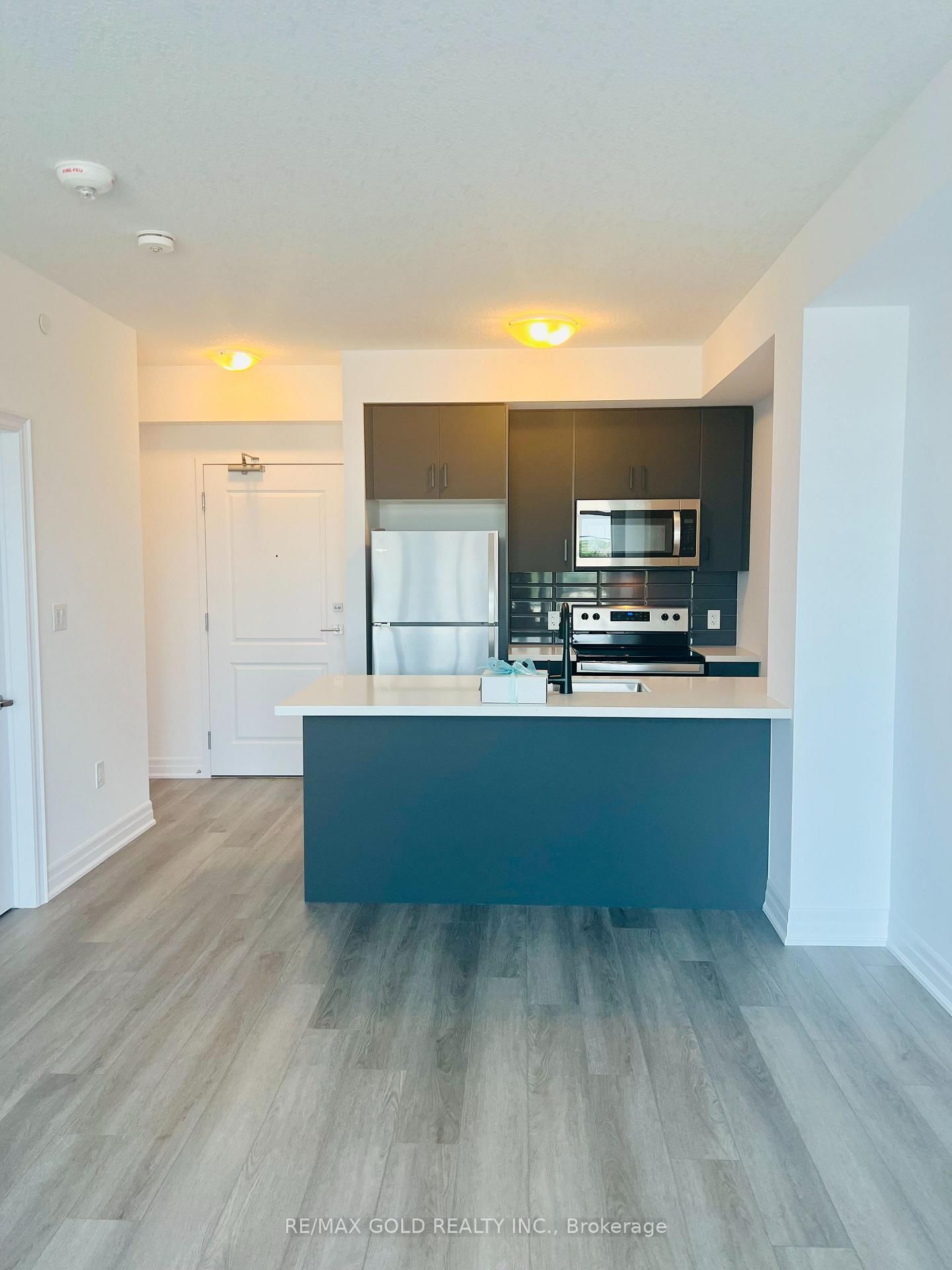 460 Dundas Street E, Unit 404 - Photo 13