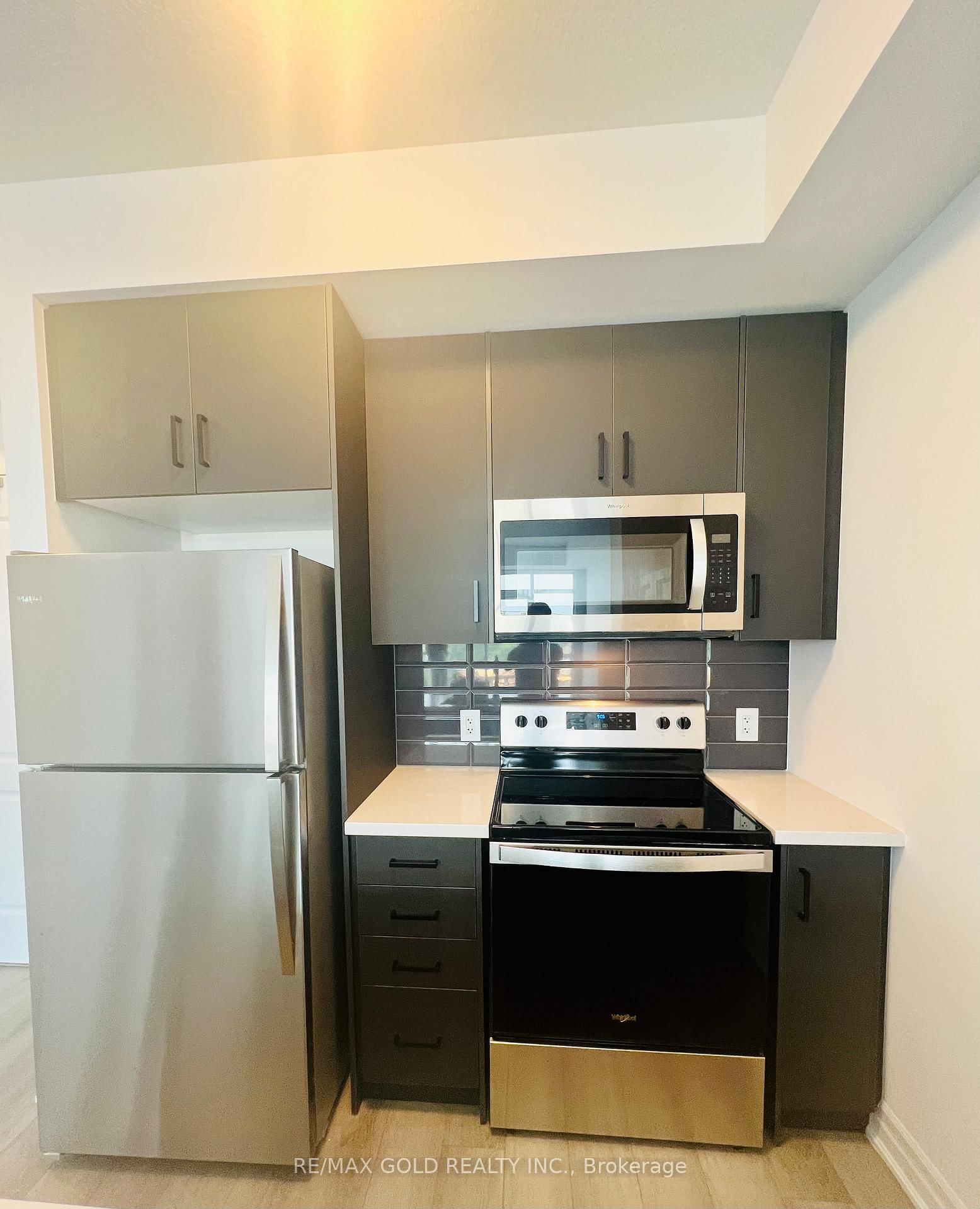 460 Dundas Street E, Unit 404 - Photo 15