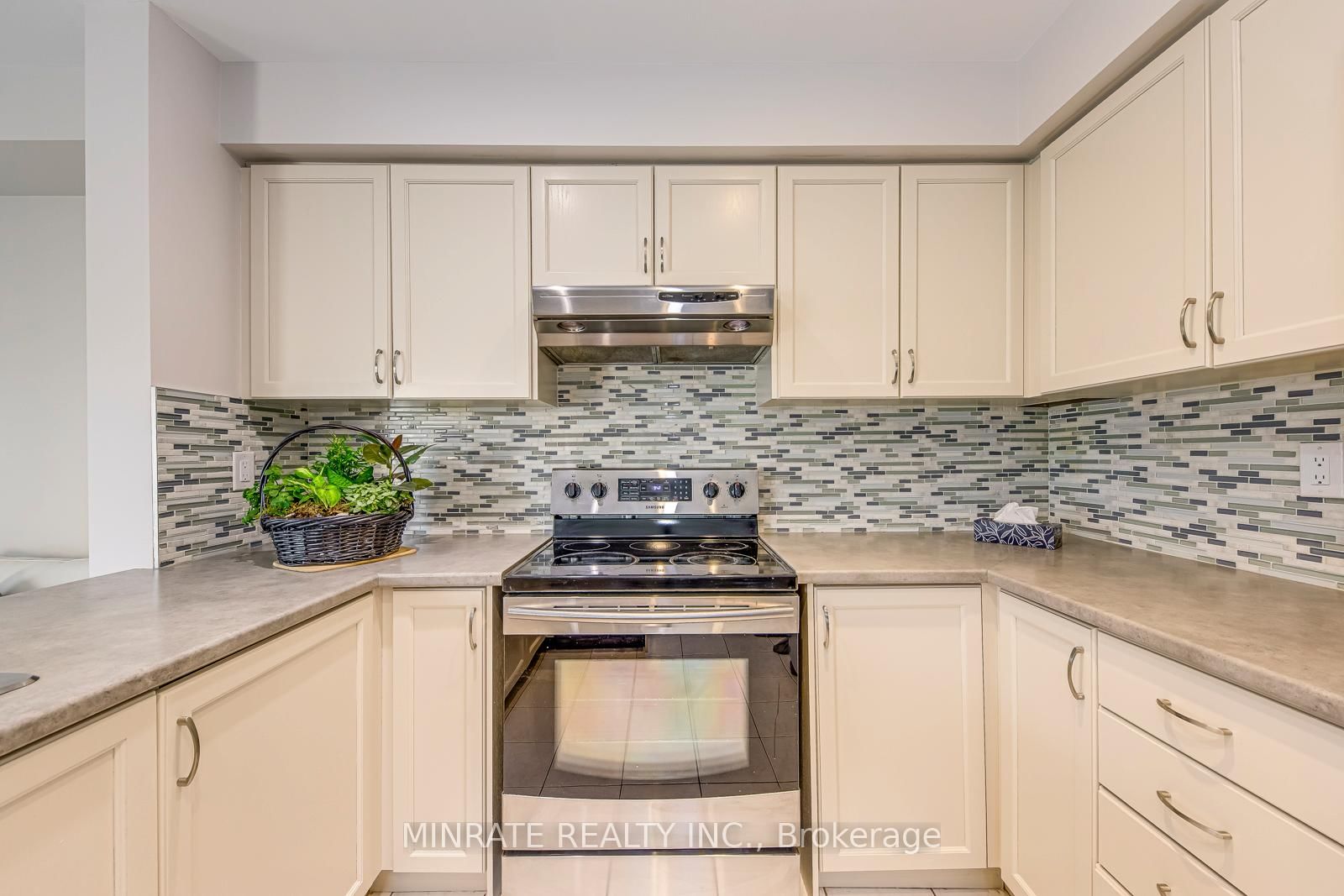 129 Harnesworth Crescent - Photo 8