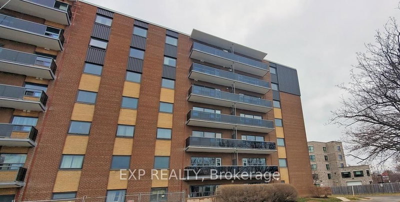 home for lease on 516-375 Scott Street