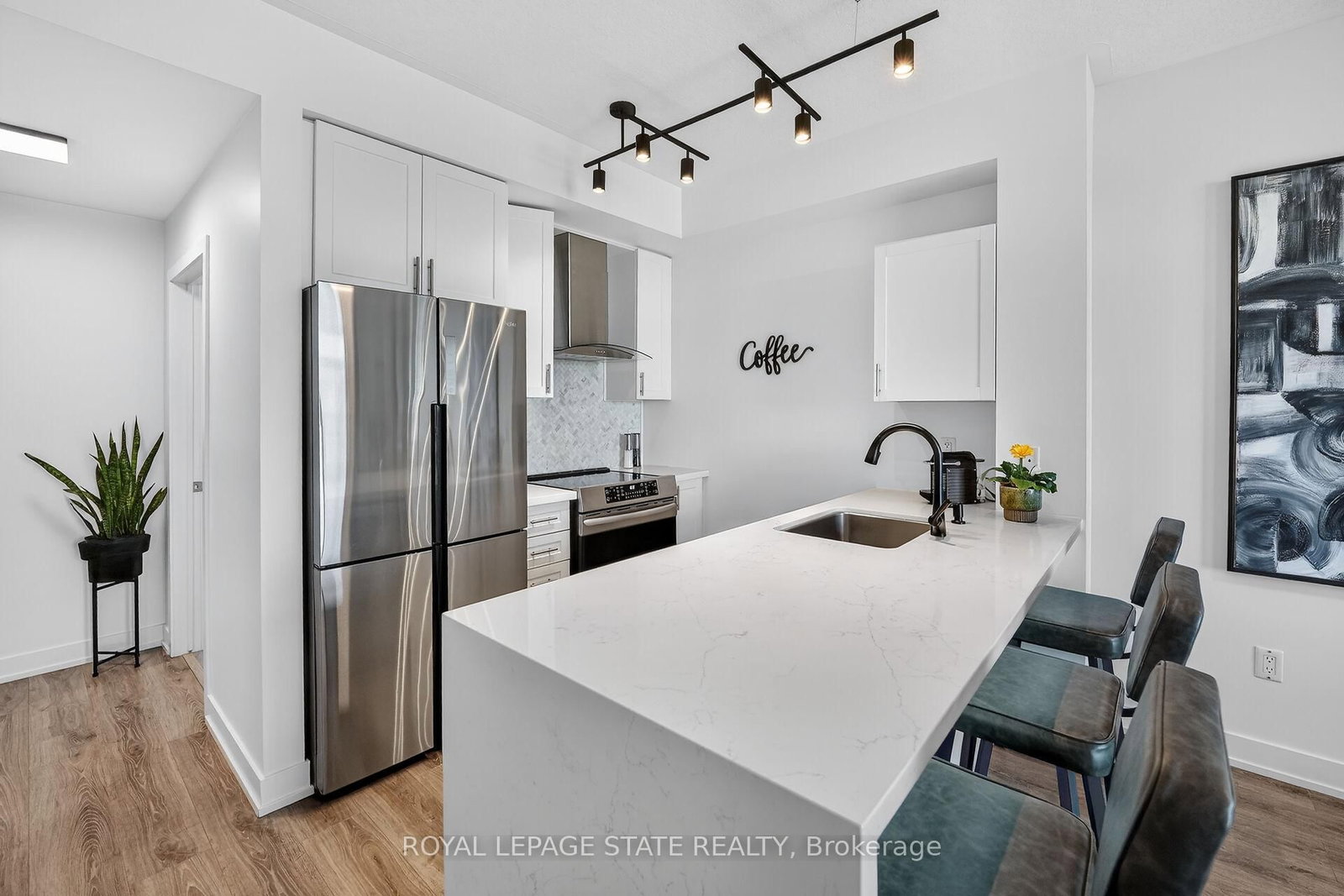 35 Southshore Crescent, Unit 327 - Photo 14