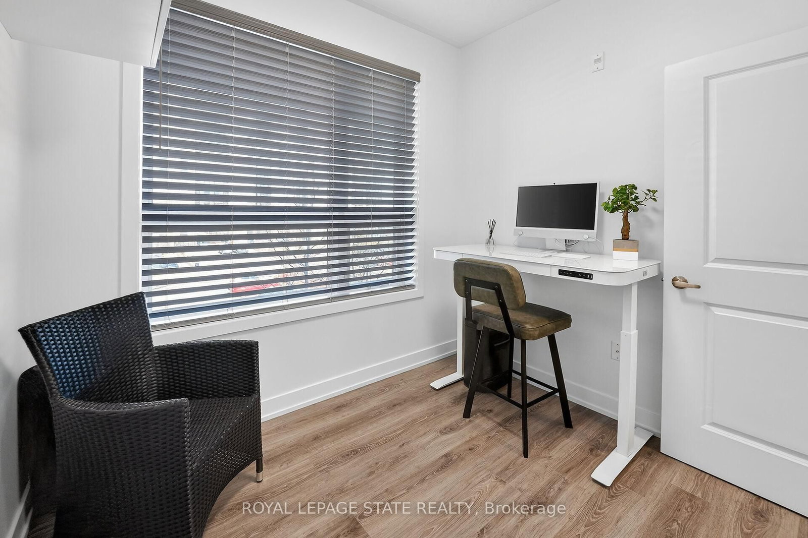 35 Southshore Crescent, Unit 327 - Photo 20