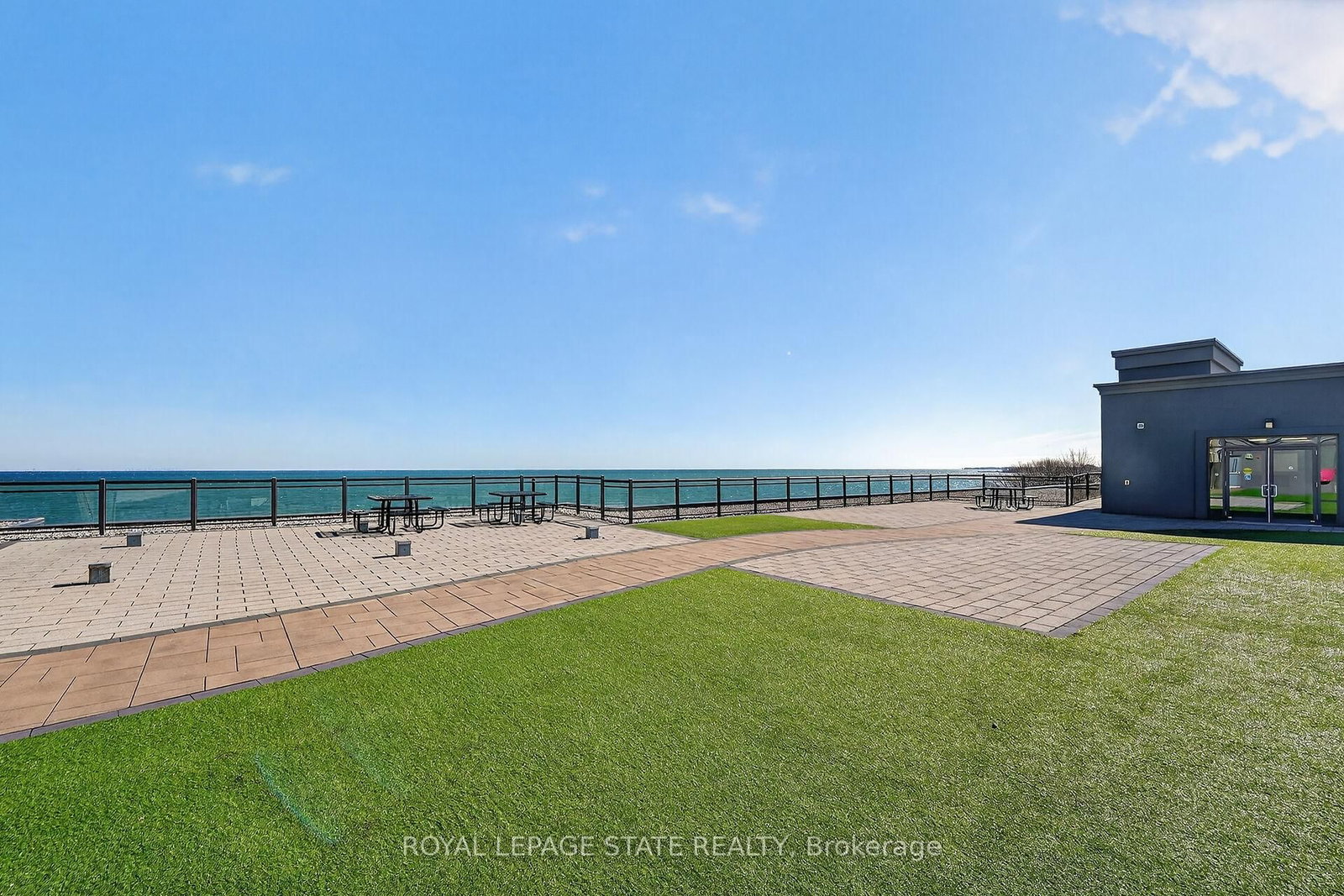 35 Southshore Crescent, Unit 327 - Photo 30