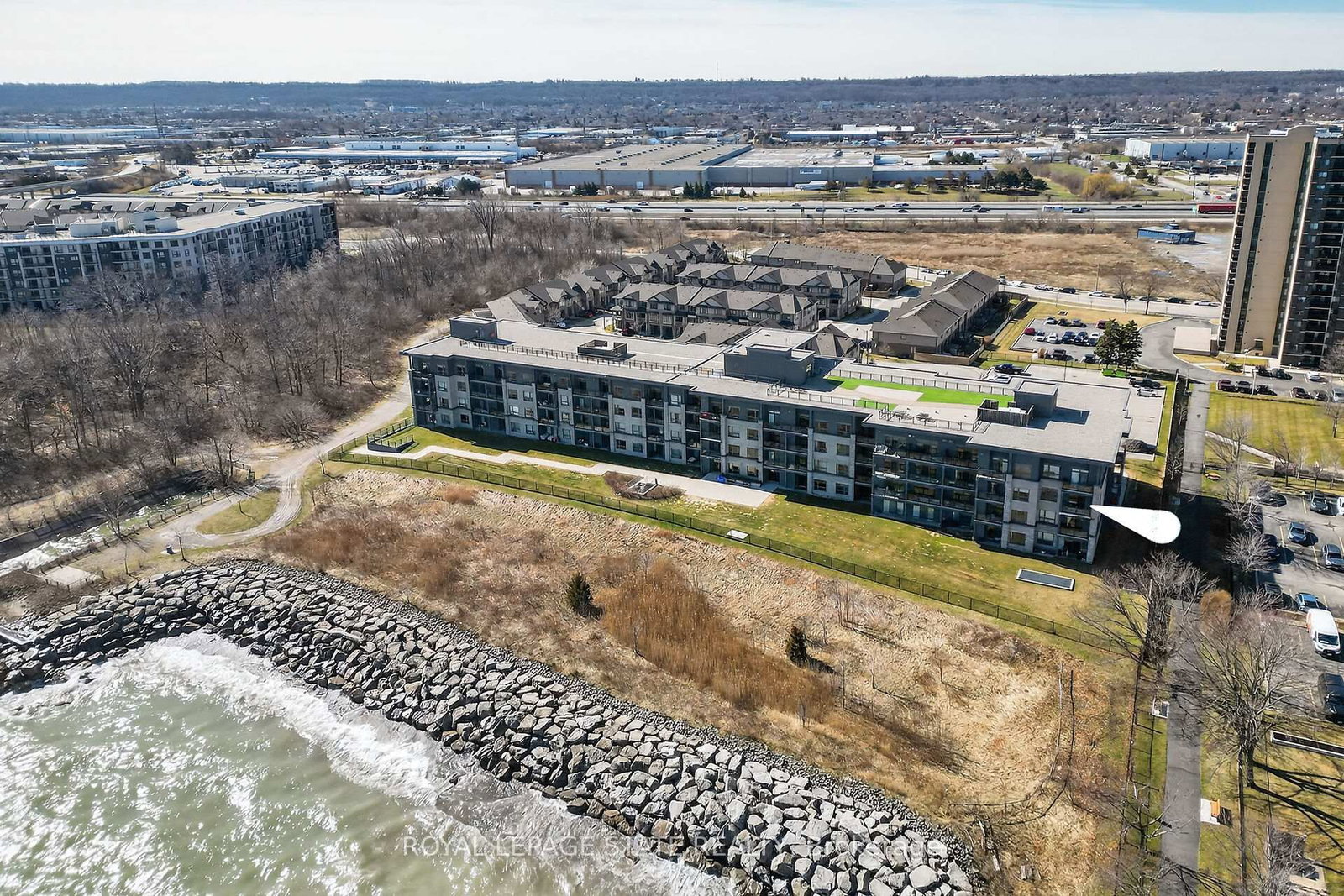 35 Southshore Crescent, Unit 327 - Photo 32