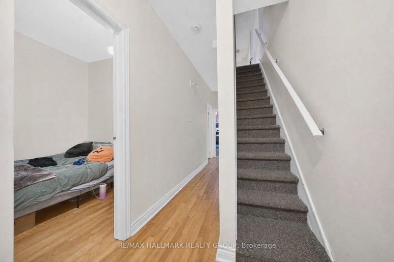 212 Arlington Ave, Ottawa, K1R 5S9 | Image 3