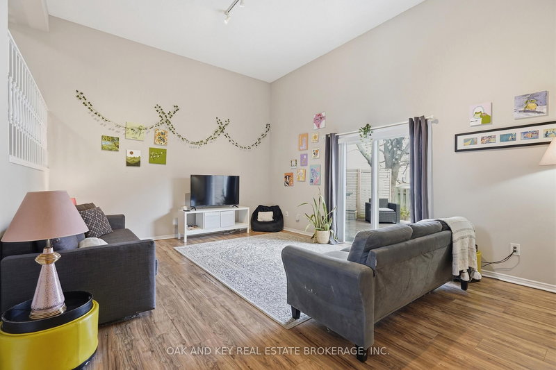 18 Chapman Crt, London North, N6G 5A7 | Image 3