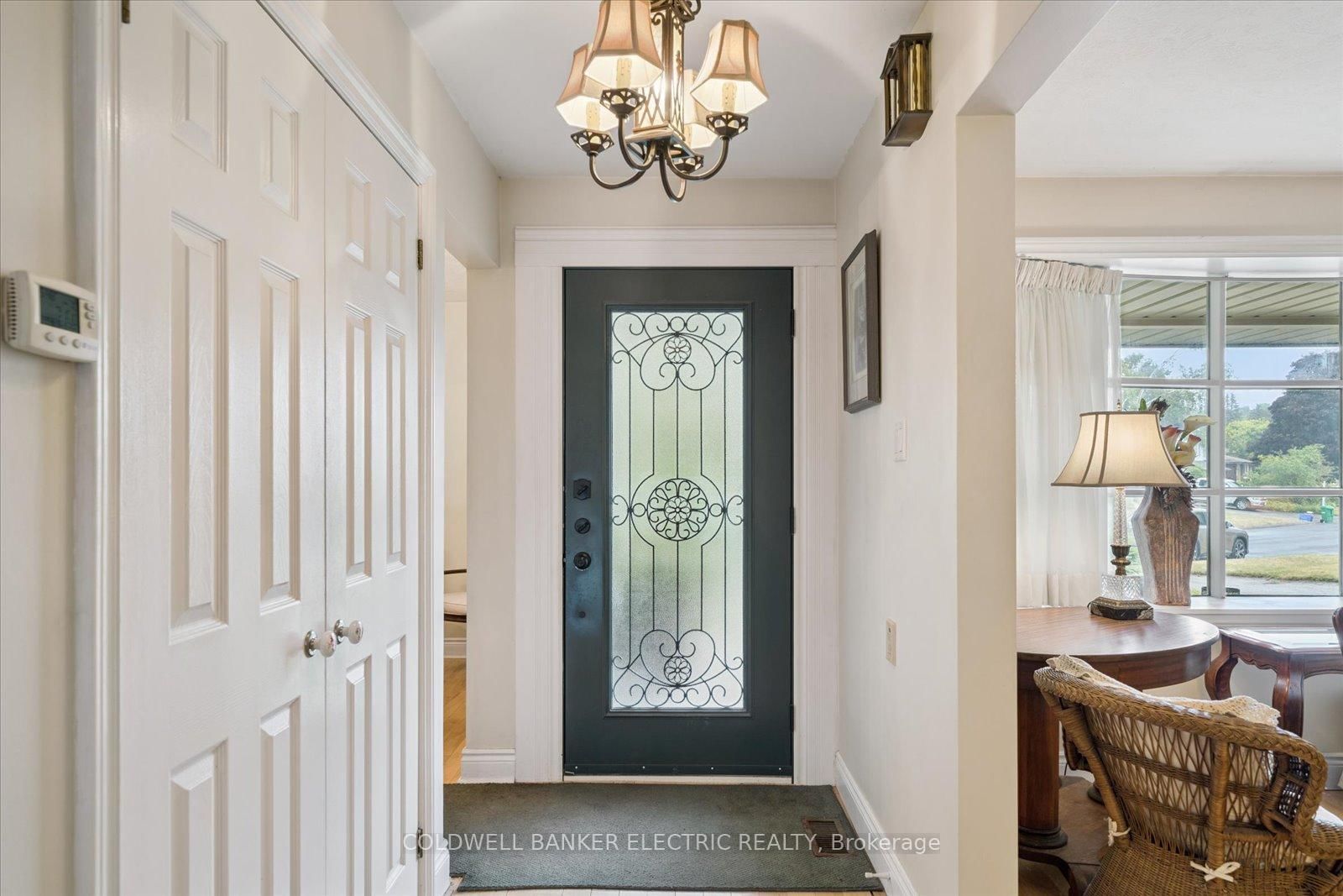 Detached House for sale at 11 Bayleaf Court, Peterborough, Ontario, K9K 1A2 - Monaghan Ward 2 - MLS: X12940252