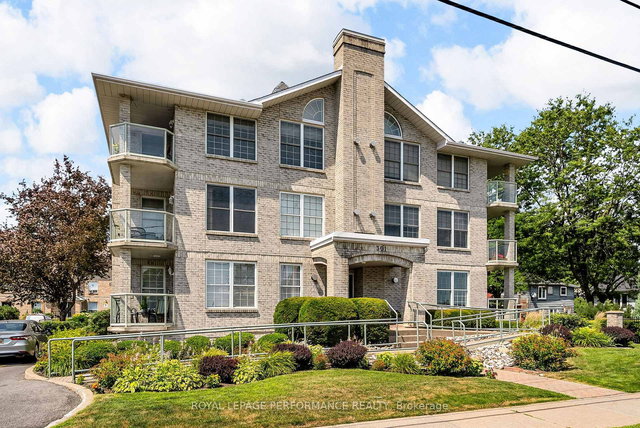 104 - 301 Water Street W