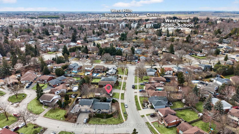 9 Sanderson Dr, Guelph, N1H 6T7 | Image 2