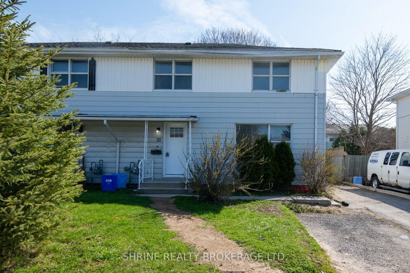 home for lease on 32 WISTOW Street