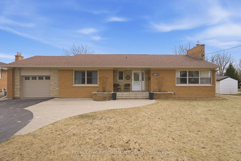 home for sale on 1072 Ontario Street