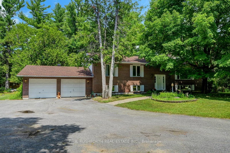 136 Grey Stone Dr, Carp, K0A 1L0 | Image 2