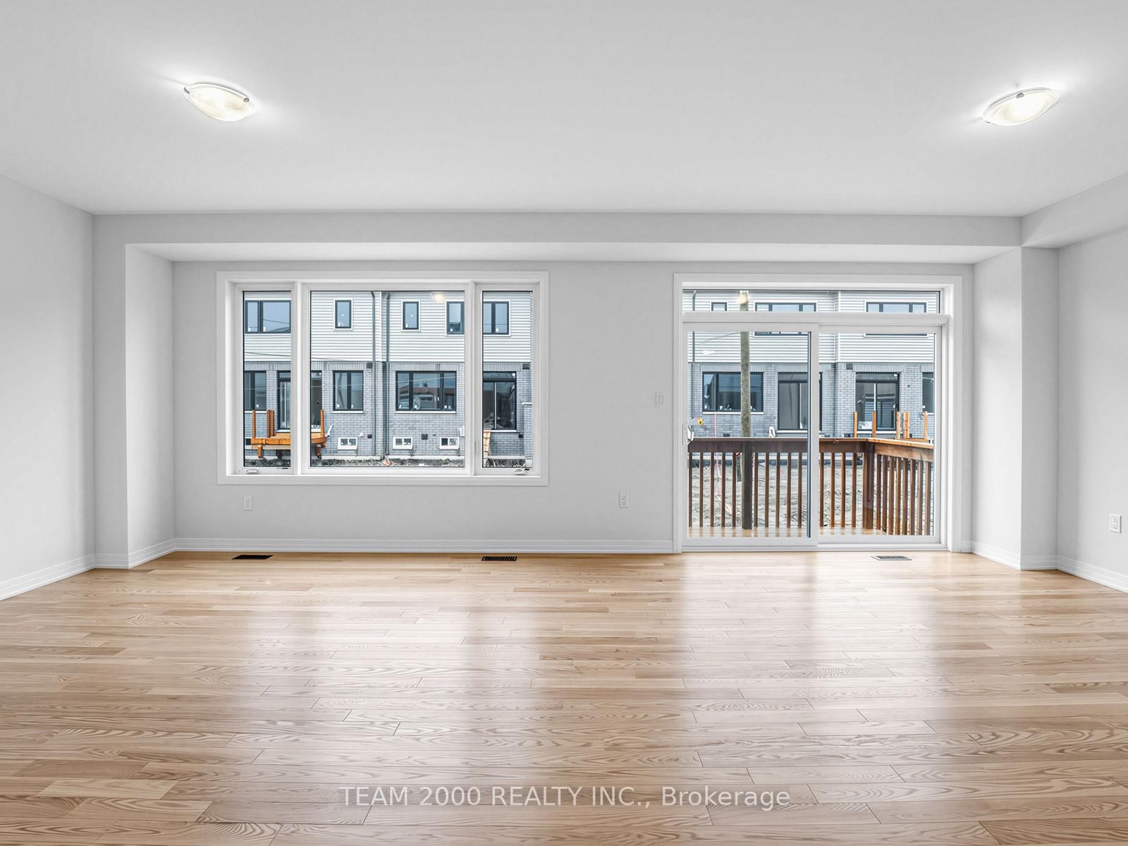 Detached House for sale at 32 Mayhew Lane, Hamilton, Ontario, L0R 1C0 - Binbrook - MLS: X12940590