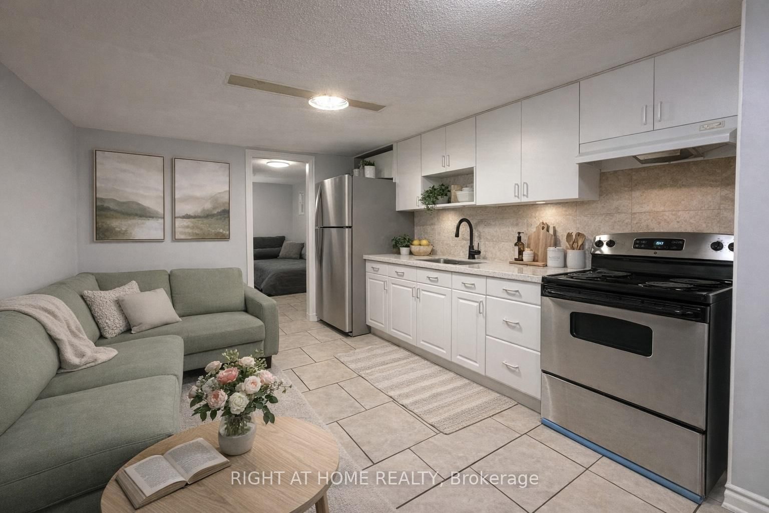 67 Brentwood Drive, Unit Lower