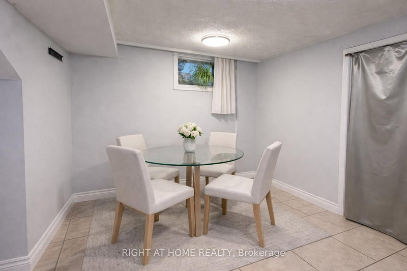 Lower - 67 Brentwood Dr, Hamilton, L8T 3W2 | Image 3