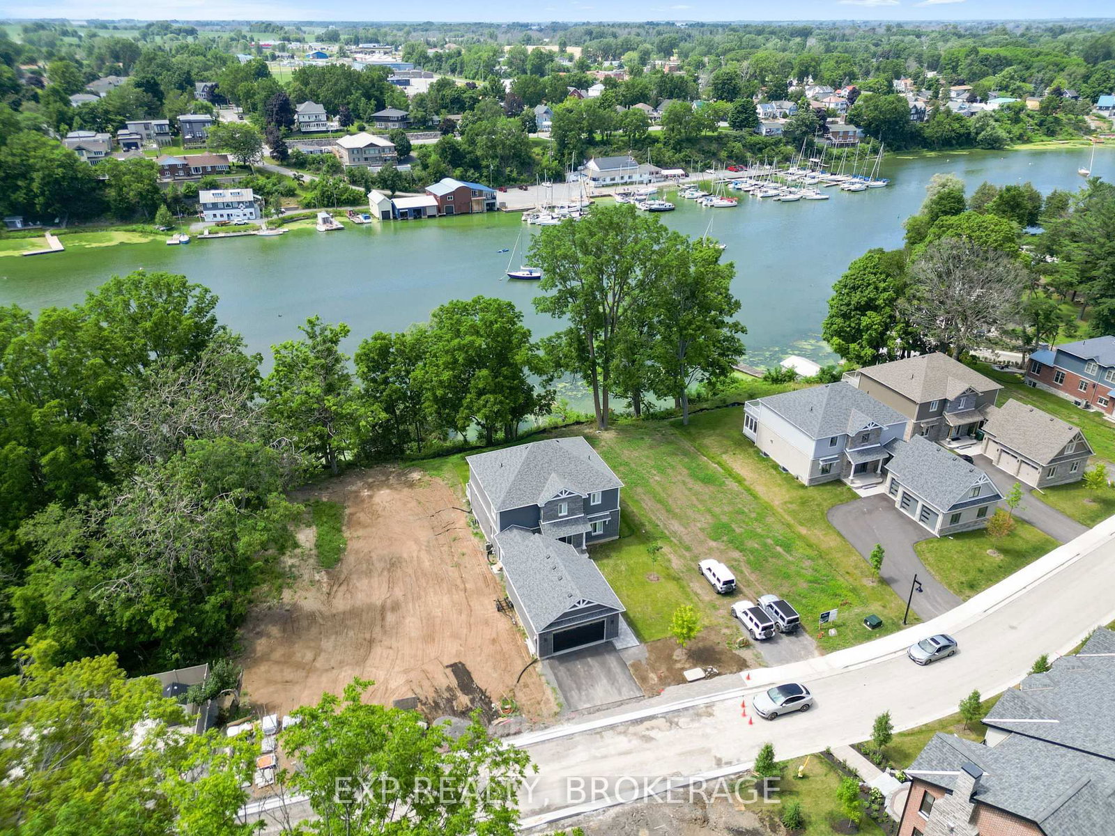 101 VILLENEUVE Drive - Photo 46