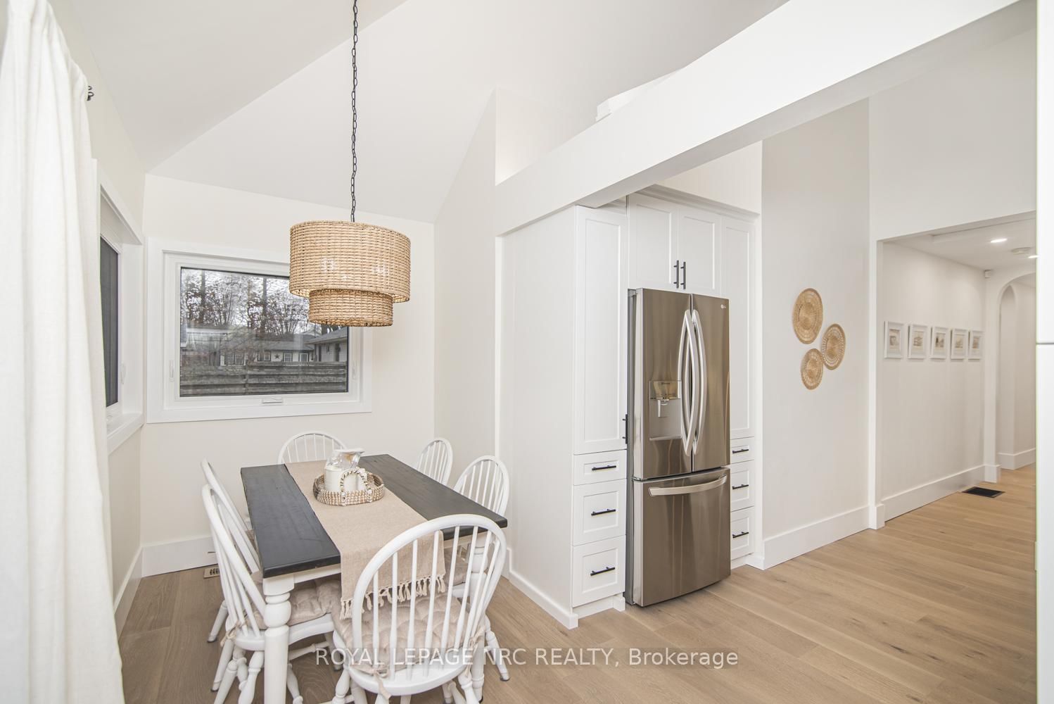 Detached House for sale at 385 WESTWOOD Avenue, Fort Erie, Ontario, L0S 1B0 - Crystal Beach - MLS: X12940826