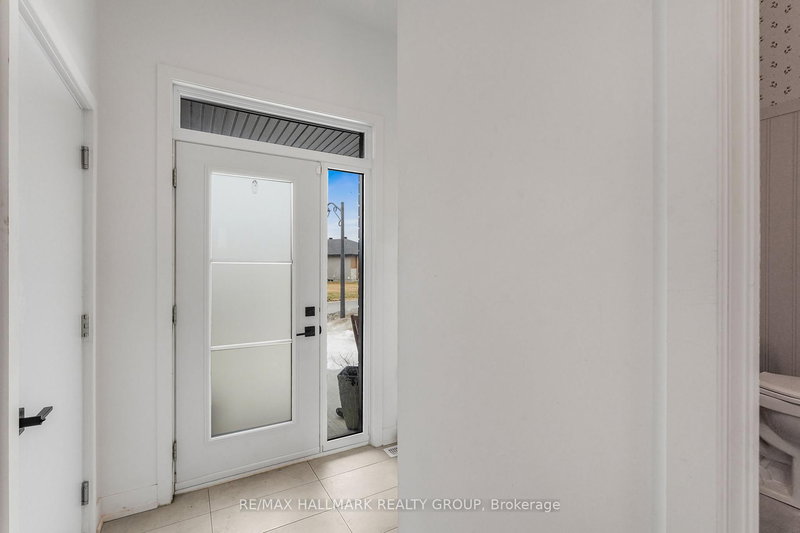 1356 DIAMOND St, Clarence-Rockland, K4K 0M6 | Image 3