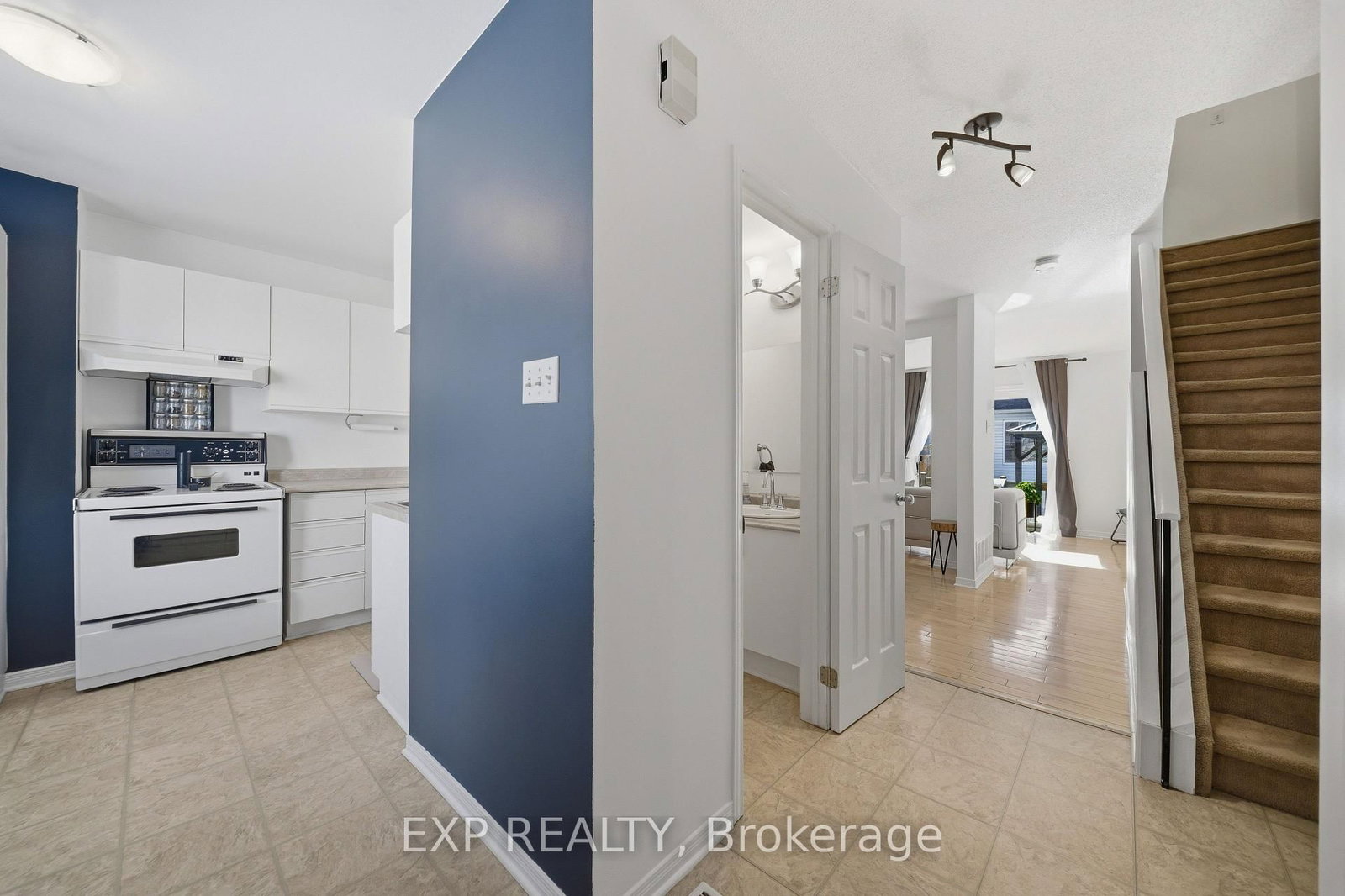 1832 LORANGER Court - Photo 18