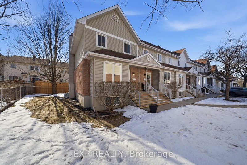 1832 LORANGER Crt, Orleans, K1C 7H6 | Image 3