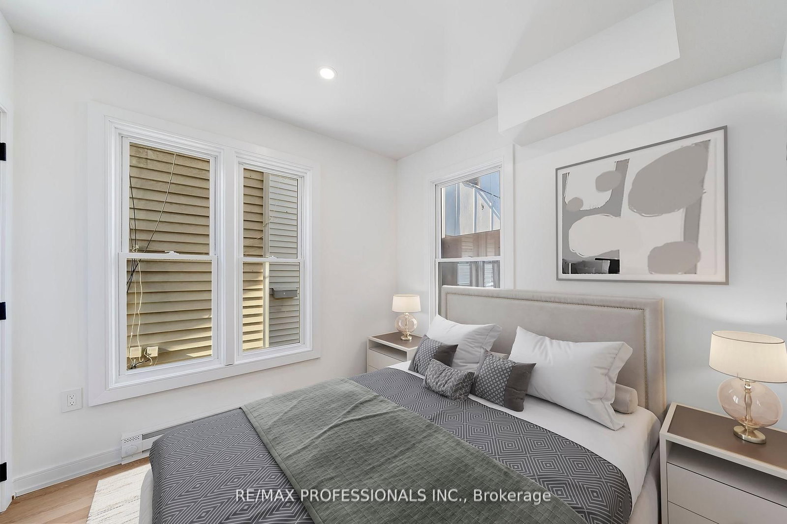 27 Oakdale Avenue - Photo 12