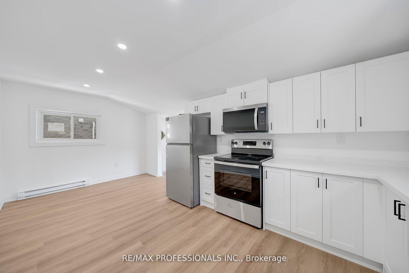 27 Oakdale Avenue - Photo 18