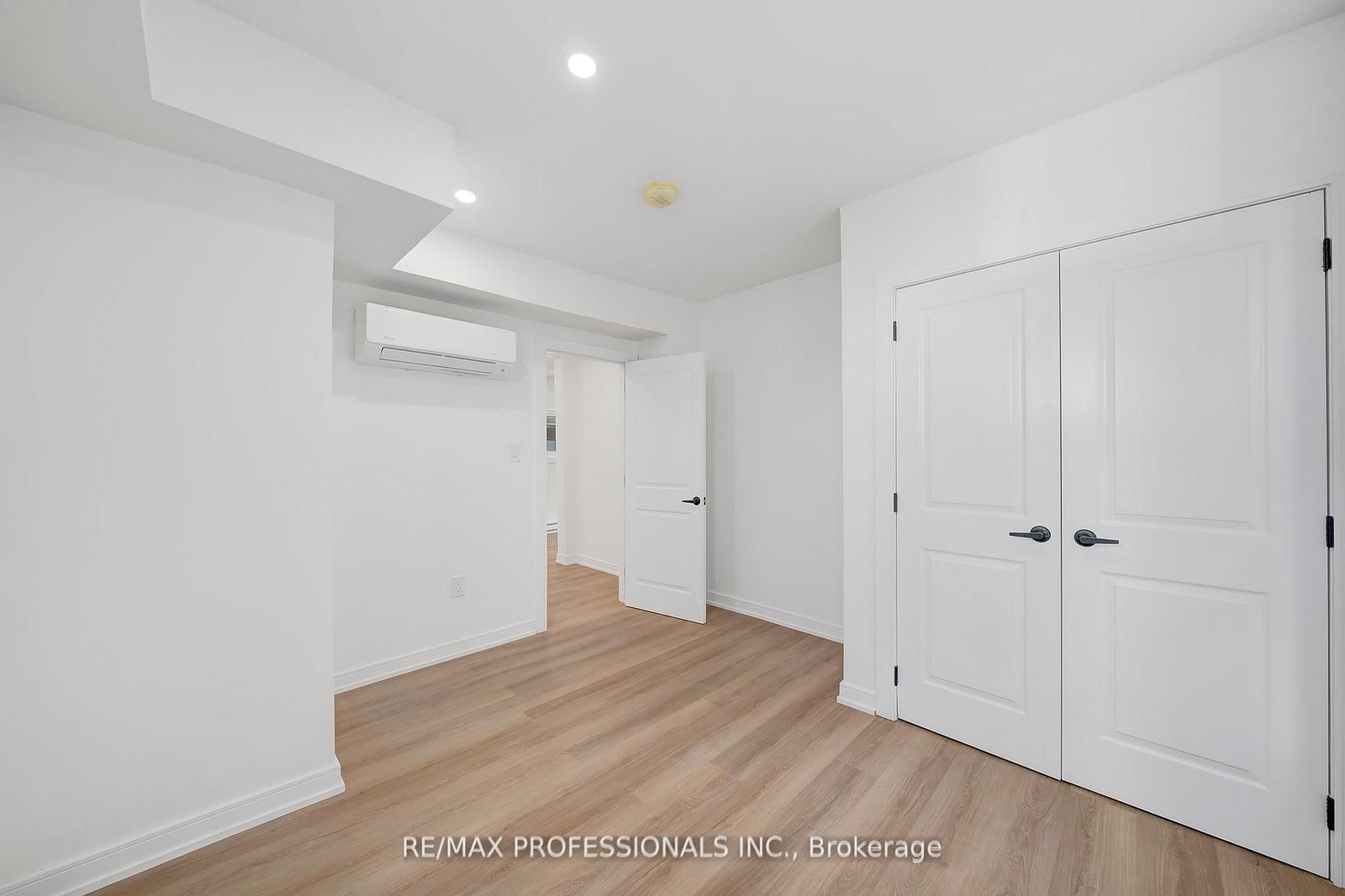 27 Oakdale Avenue - Photo 20