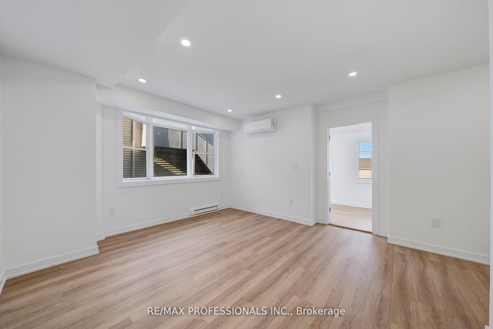 27 Oakdale Avenue - Photo 21