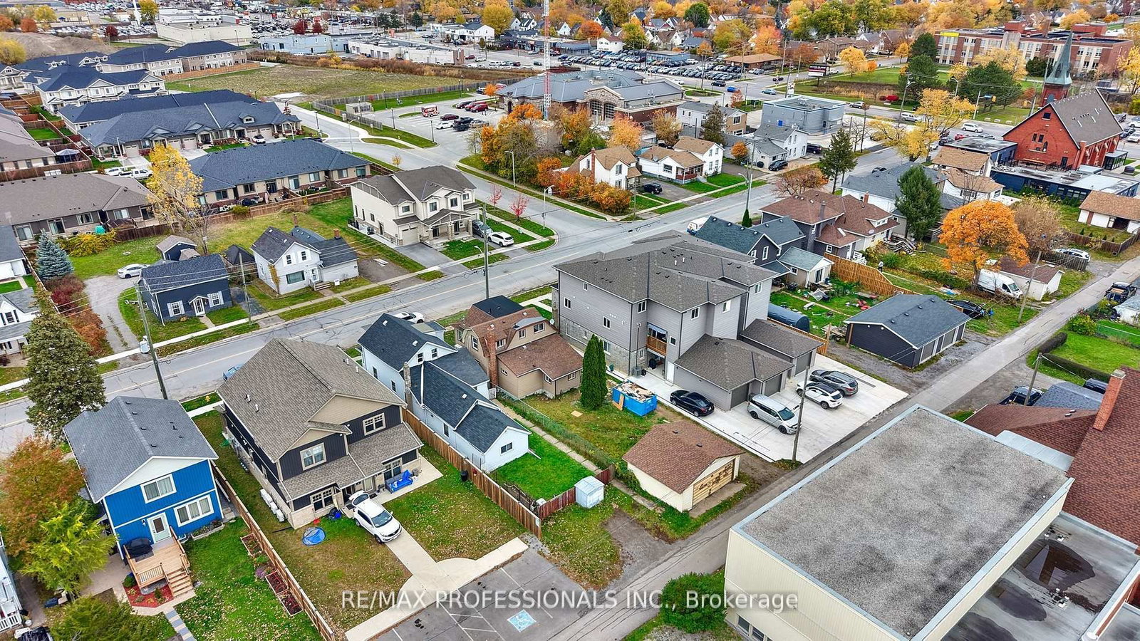 27 Oakdale Avenue - Photo 32