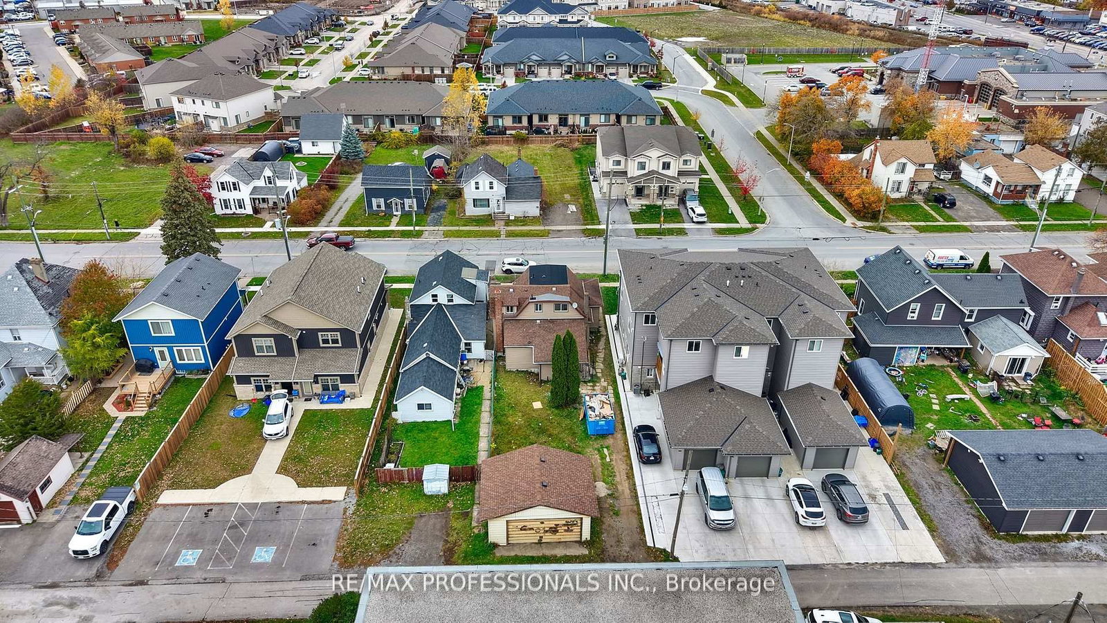 27 Oakdale Avenue - Photo 33