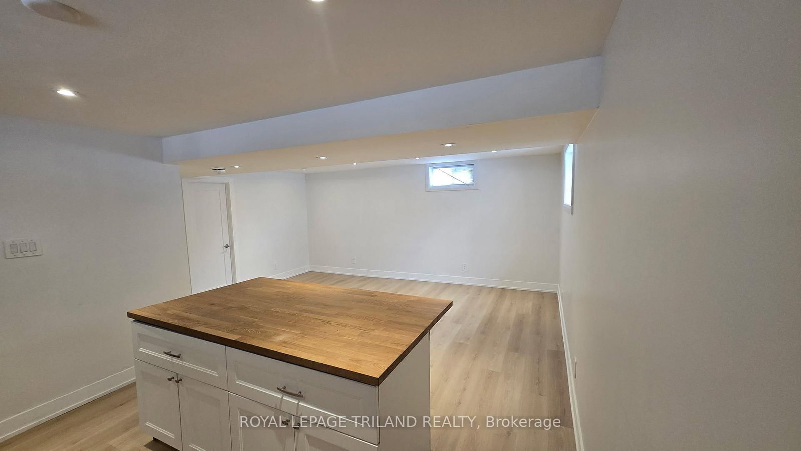 527 HALE Street, Unit LOWER - Photo 2