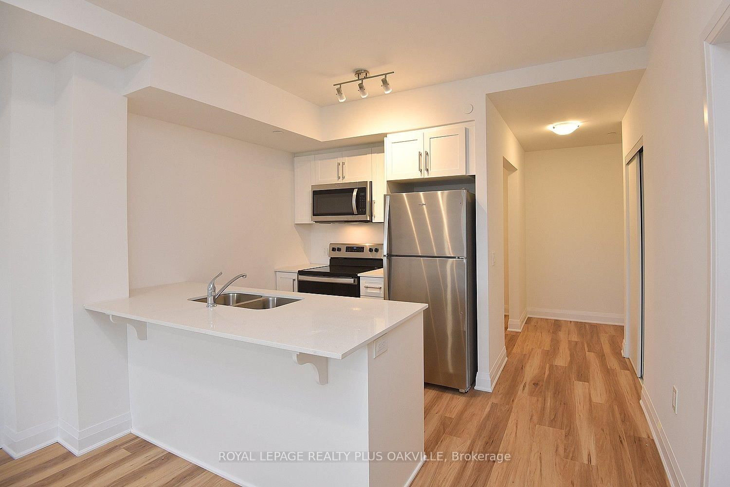 1936 Rymal Road, Unit 211 - Photo 12