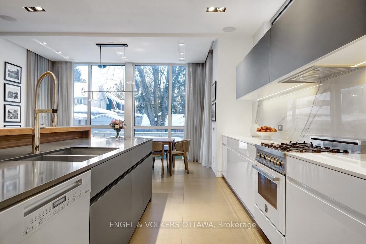 608 Byron Avenue - Photo 21