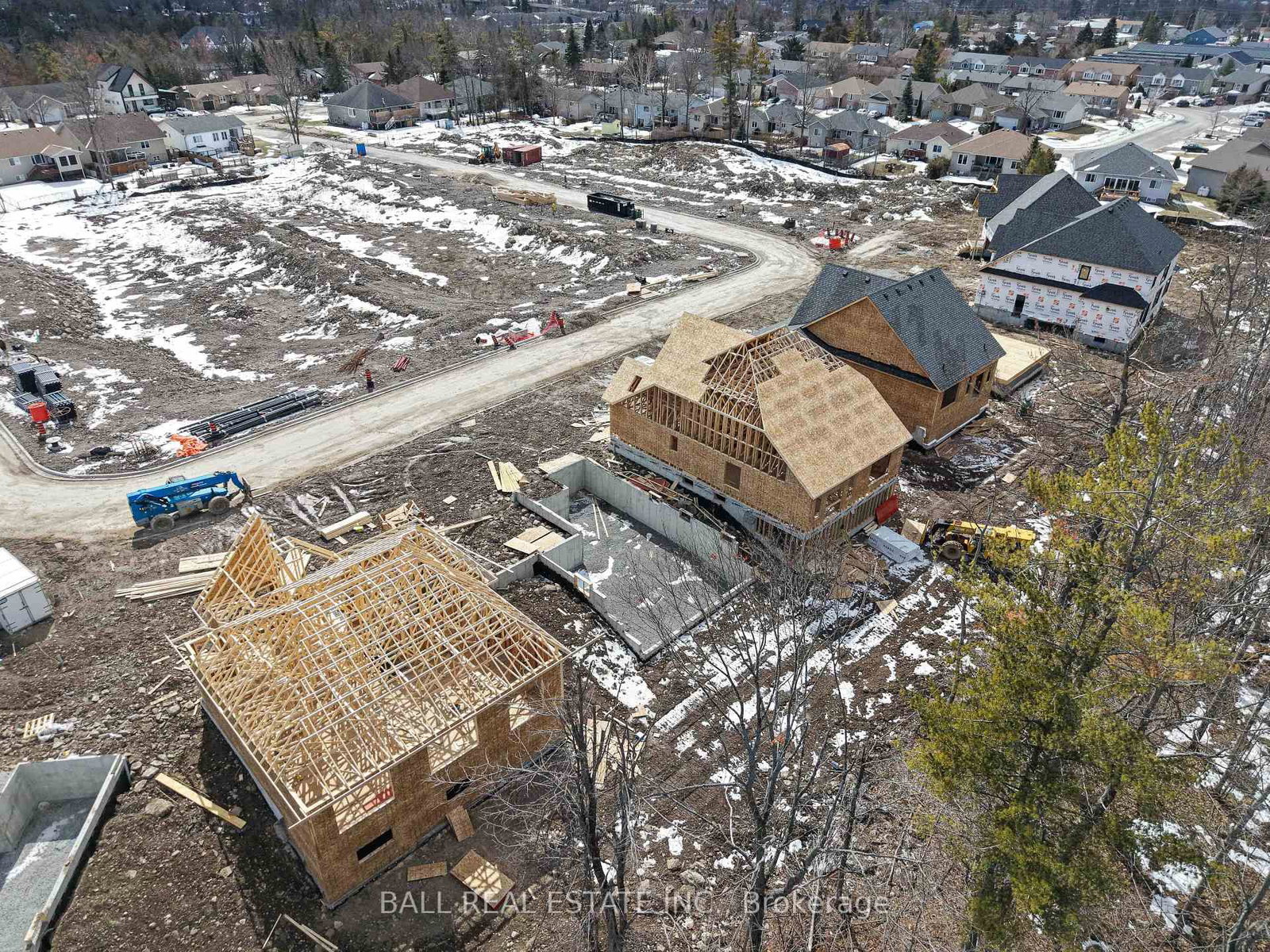 1 Hemlock Crescent - Photo 12