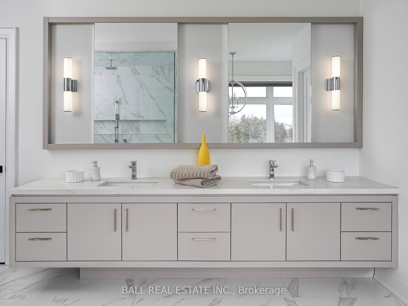 1 Hemlock Crescent - Photo 5