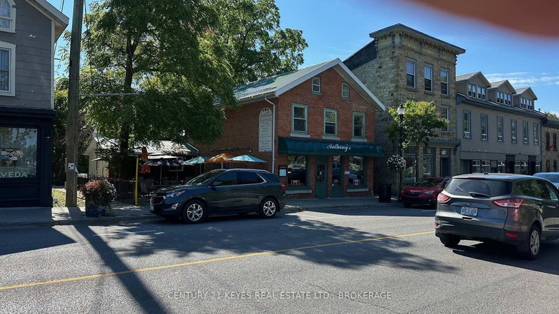 37 King St E, Gananoque, K7G 1E8 | Image 2