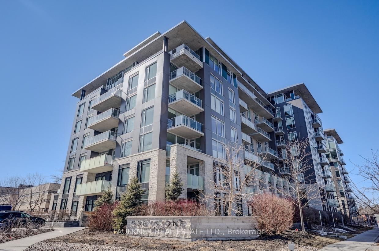 530 De Mazenod Avenue, Unit 413