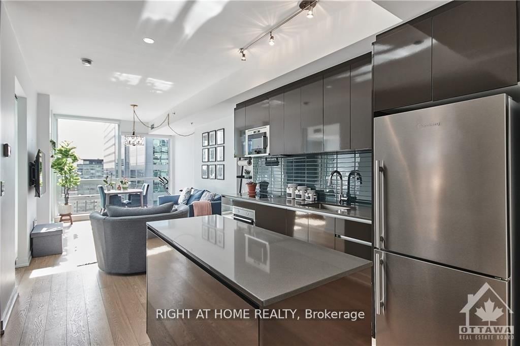 199 Slater Street, Unit #1601 - Photo 5