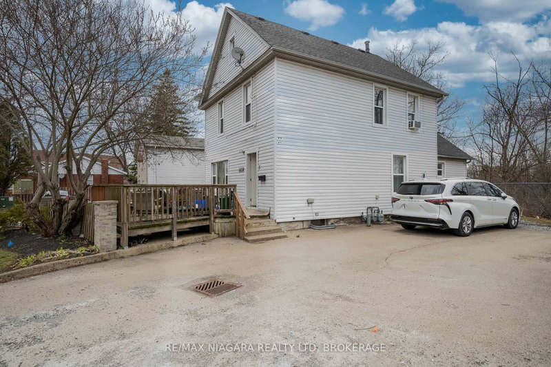 4648/4658 Portage Rd W, Niagara Falls, L2E 6A8 | Image 3