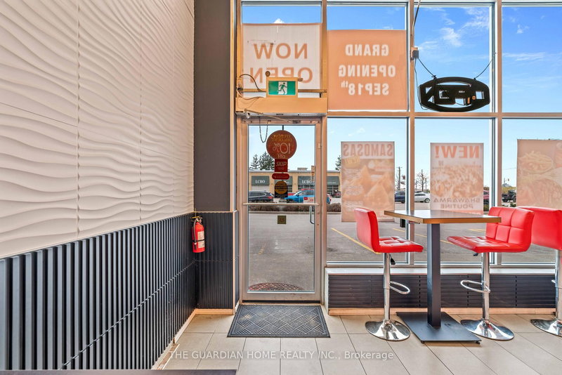 449 Kent St W, Kawartha Lakes, K9V 2Y4 | Image 3