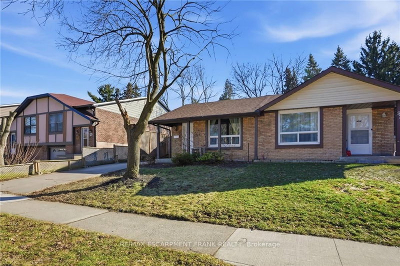 94 WENDOVER Dr, Hamilton, L9C 5X5 | Image 3