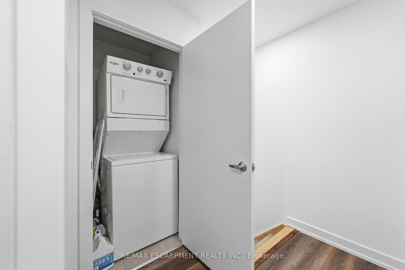 590 North Service Road, Unit 44 - Photo 14