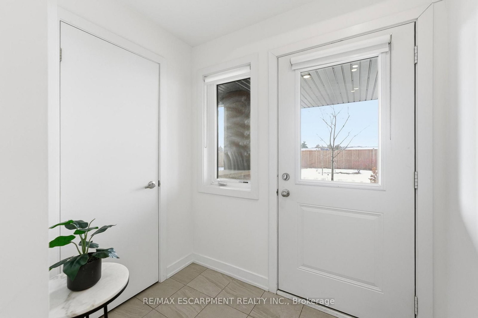 590 North Service Road, Unit 44 - Photo 16