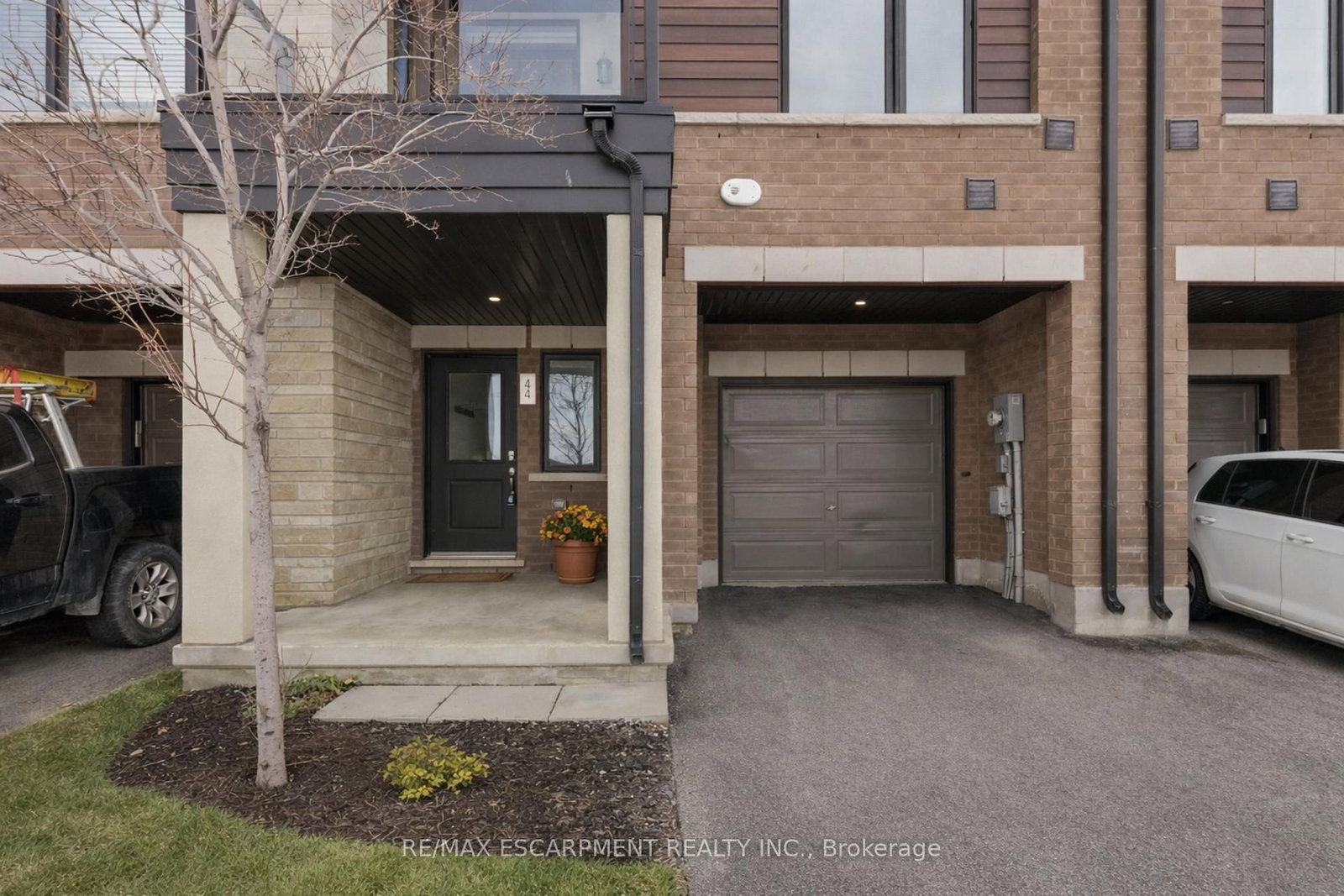 590 North Service Road, Unit 44 - Photo 18